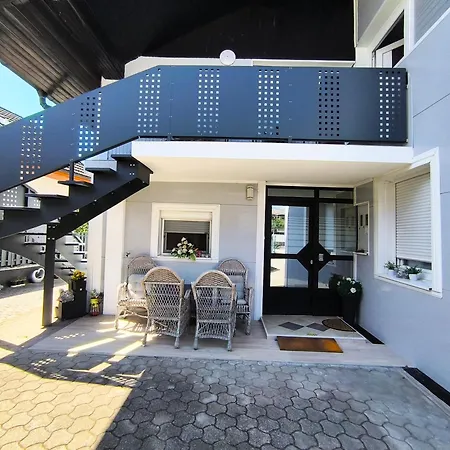 Jo-ma Apartma - Safe Parking