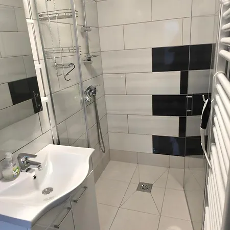 Jo-ma Apartma - Safe Parking 아파트 *