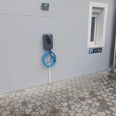 Jo-ma Apartma - Safe Parking * Lublana