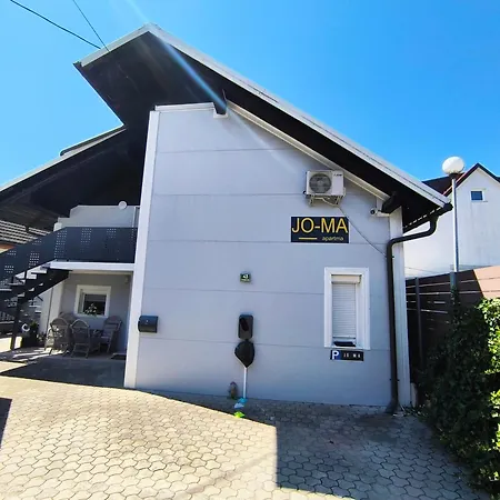 Apartment Jo-ma Apartma - Safe Parking Laibach