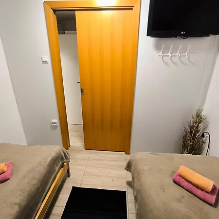 Apartment Jo-ma Apartma - Safe Parking Ljubljana